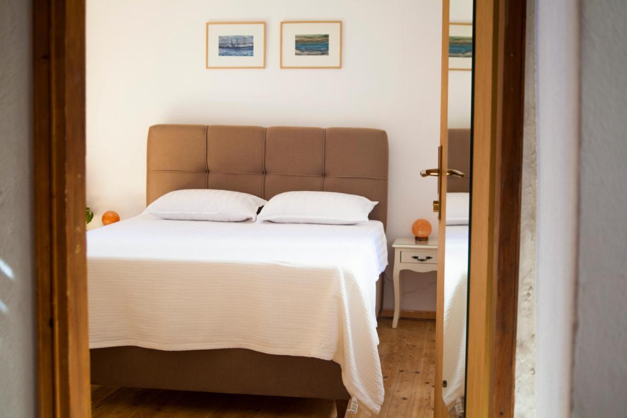 Amarilis Rooms Grožnjan Exterior foto